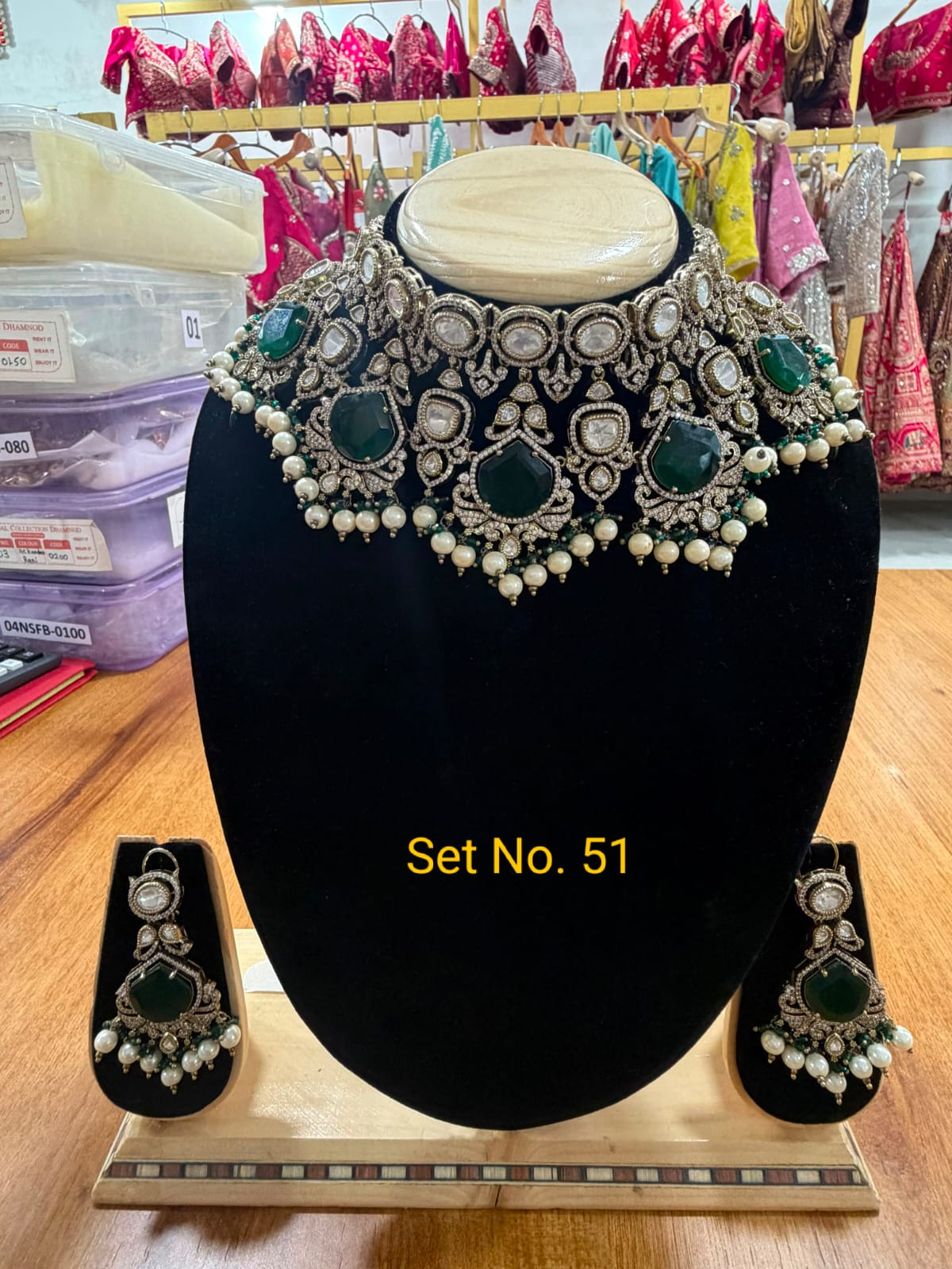 Imperial Emerald Green Polki Choker Set with Statement Teardrop Medallions Set No - 51