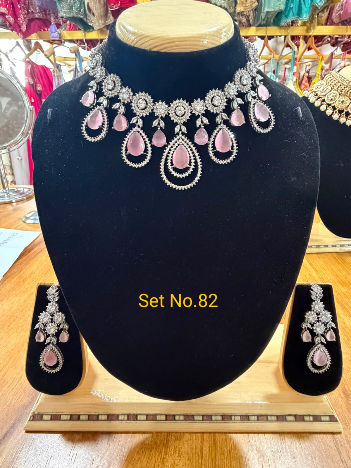 Modern Silver-Toned AD &amp; Pastel Pink Halo Choker Set No - 82